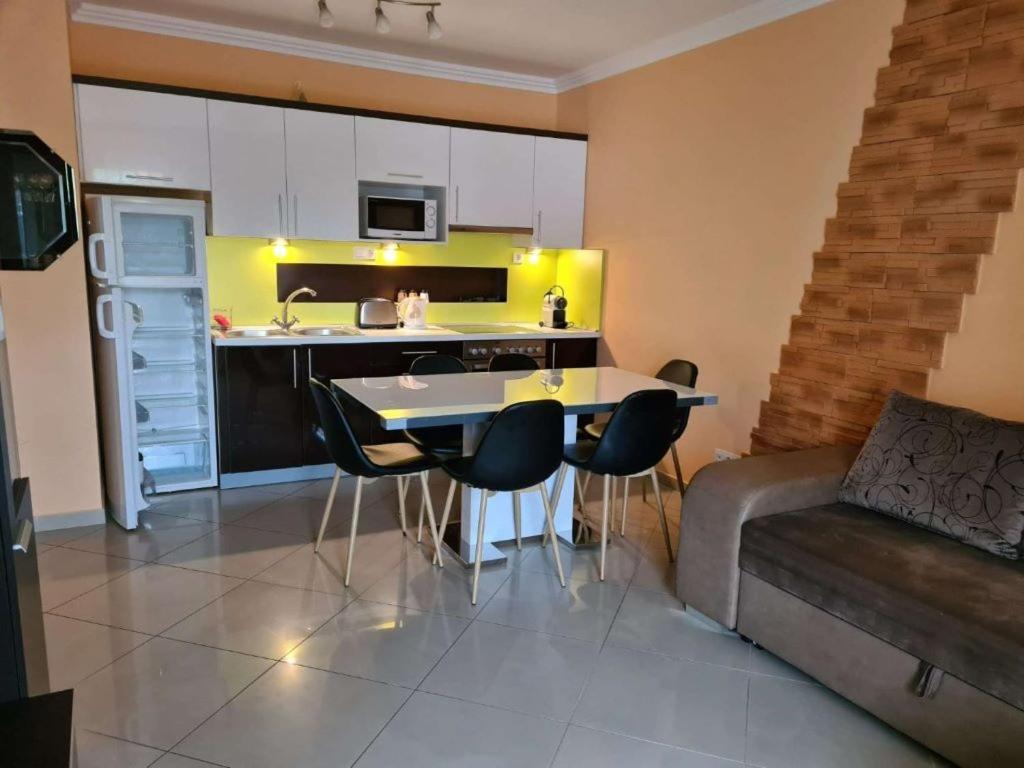 Plazs Apartman Siofok Bagian luar foto