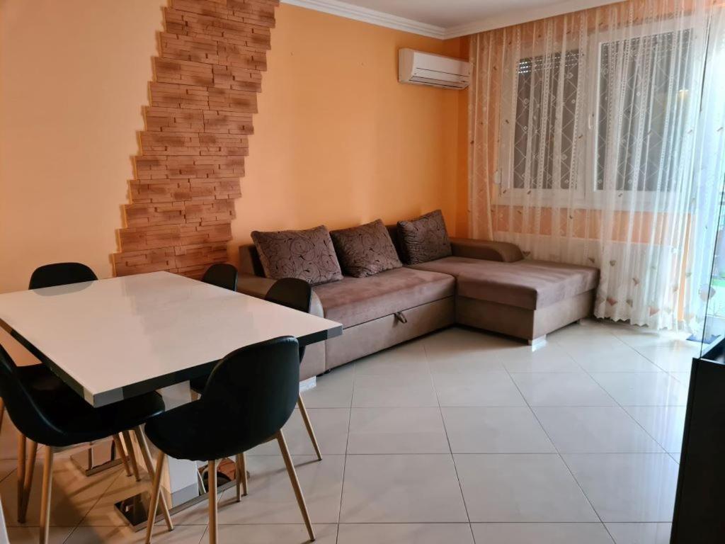 Plazs Apartman Siofok Bagian luar foto